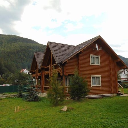 Leoslav Apartments Tatariv Exteriör bild